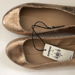Gold super cute comfortable flats